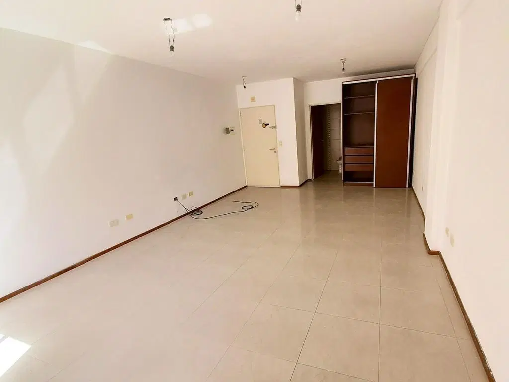 Monoambiente muy luminoso en venta 5