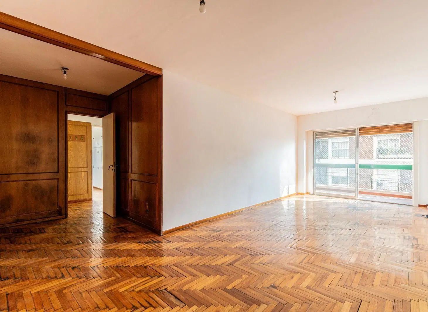 Venta Departamento Avellaneda/4ambientes/Balcon/Parrilla/losa radiante/semipiso 2