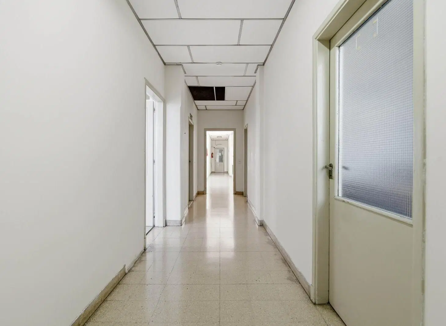 Venta o Alquiler Fábrica, Edificio Comercial Oficinas, Galpón, Depósito - Constitución. 5