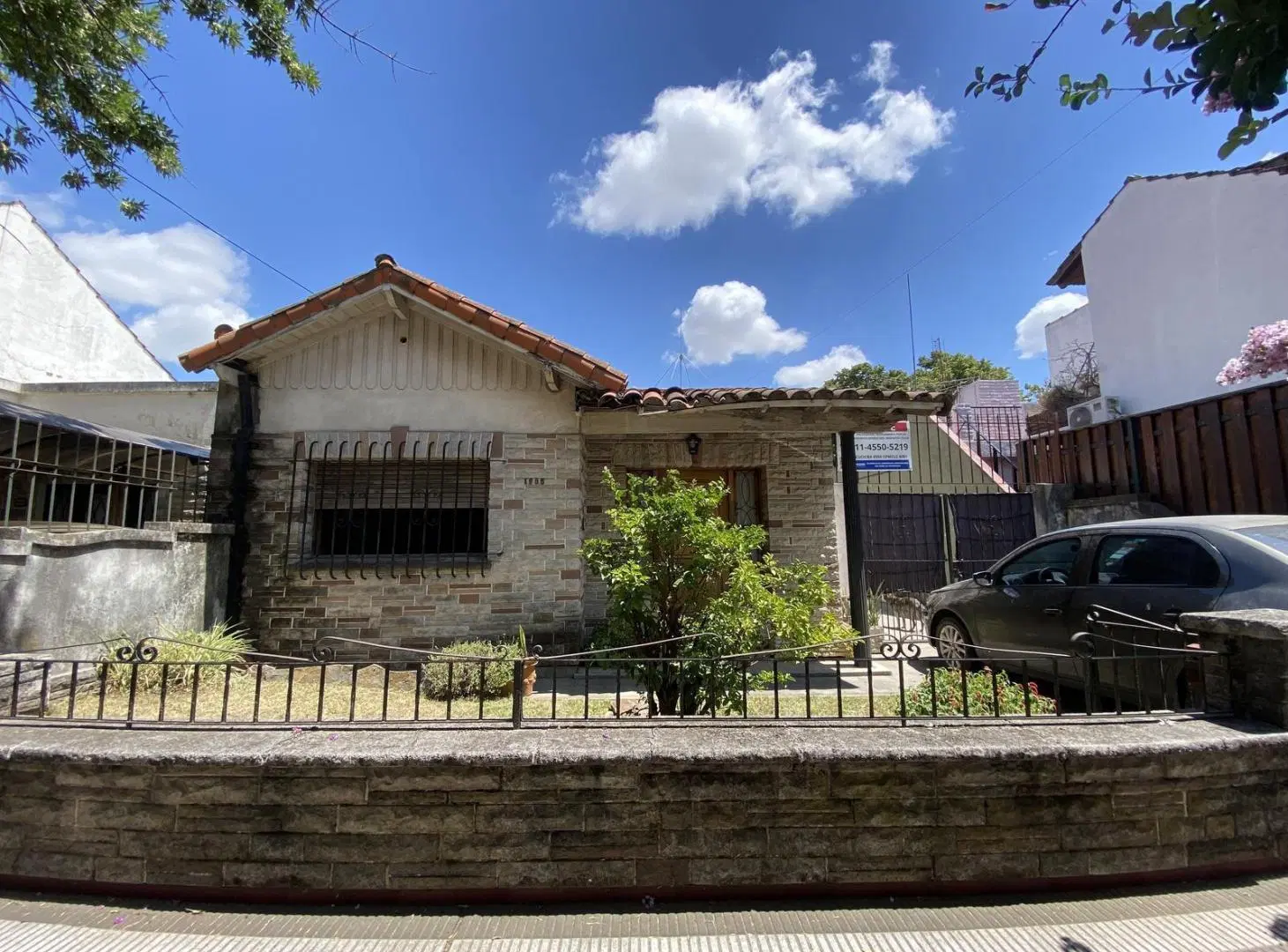 Casa en Jose Marmol 2