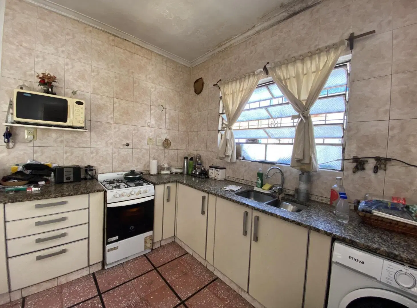 Casa en Jose Marmol 5