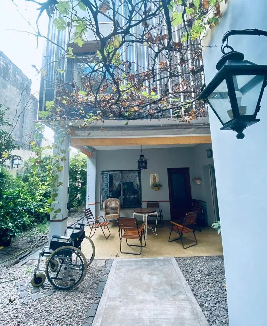 Fondo de Comercio Geriátrico con Casa - Edificio - Gerli Oeste 4