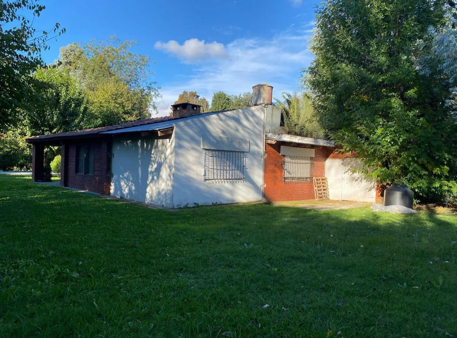Dos quintas en un lote - VENTA - Inversion- Multifamiliar- 20 de Junio 3