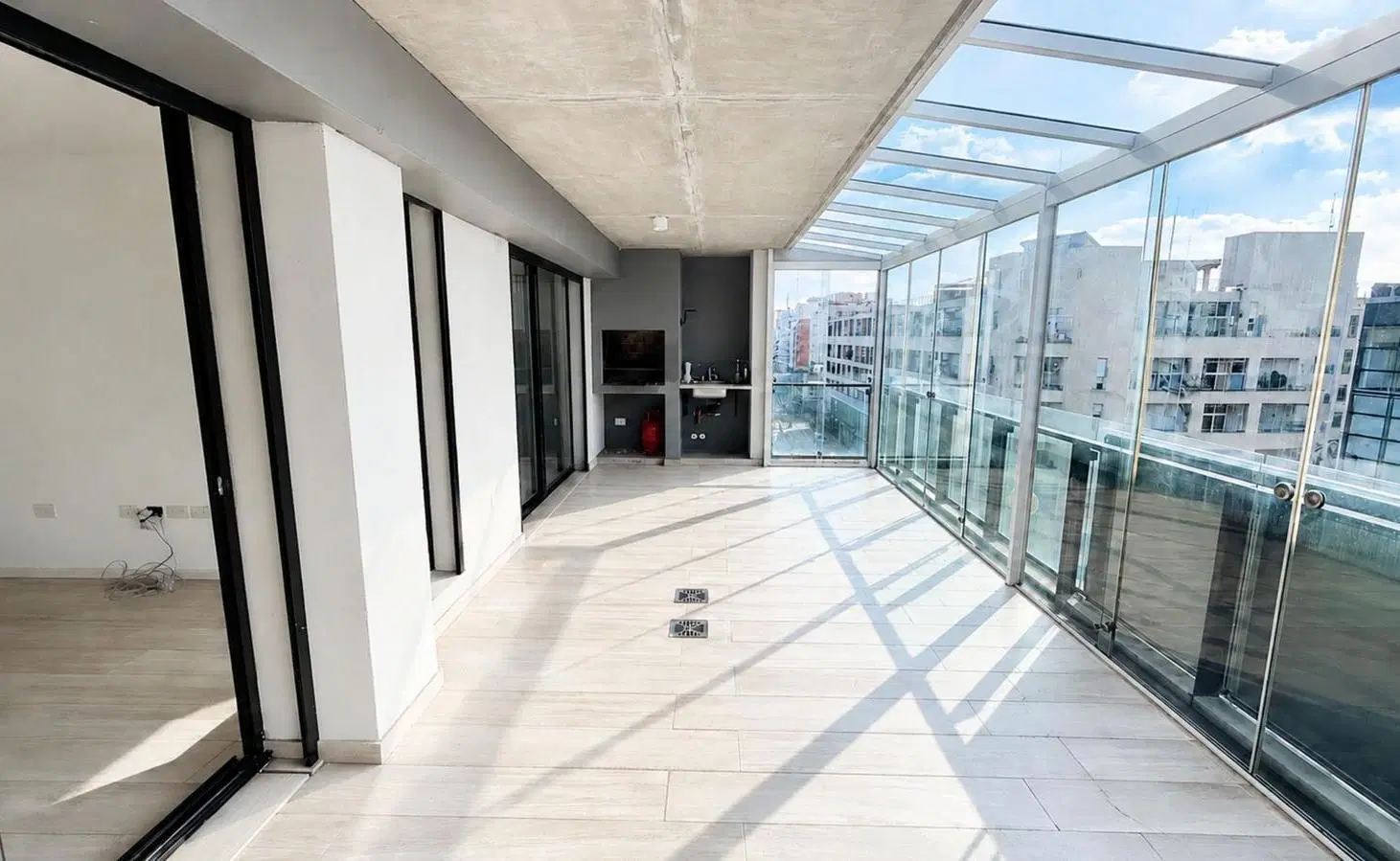 VENTA / Avenida Cordoba 6050 Piso 8 / Departamento Duplex / 4 ambientes / Colegiales 5