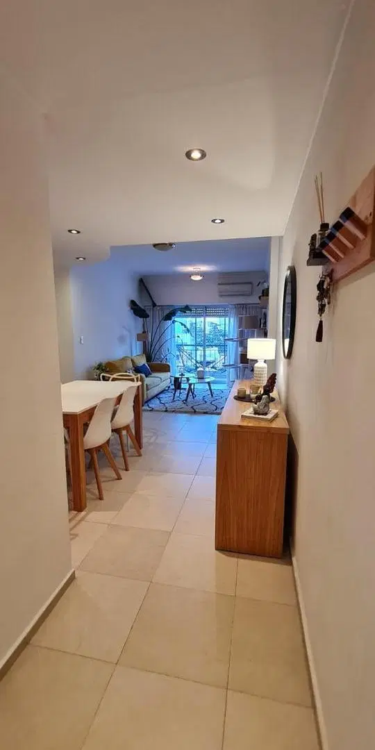 VENTA | Departamento | 3 amb | Muy luminoso | Monte Castro 4