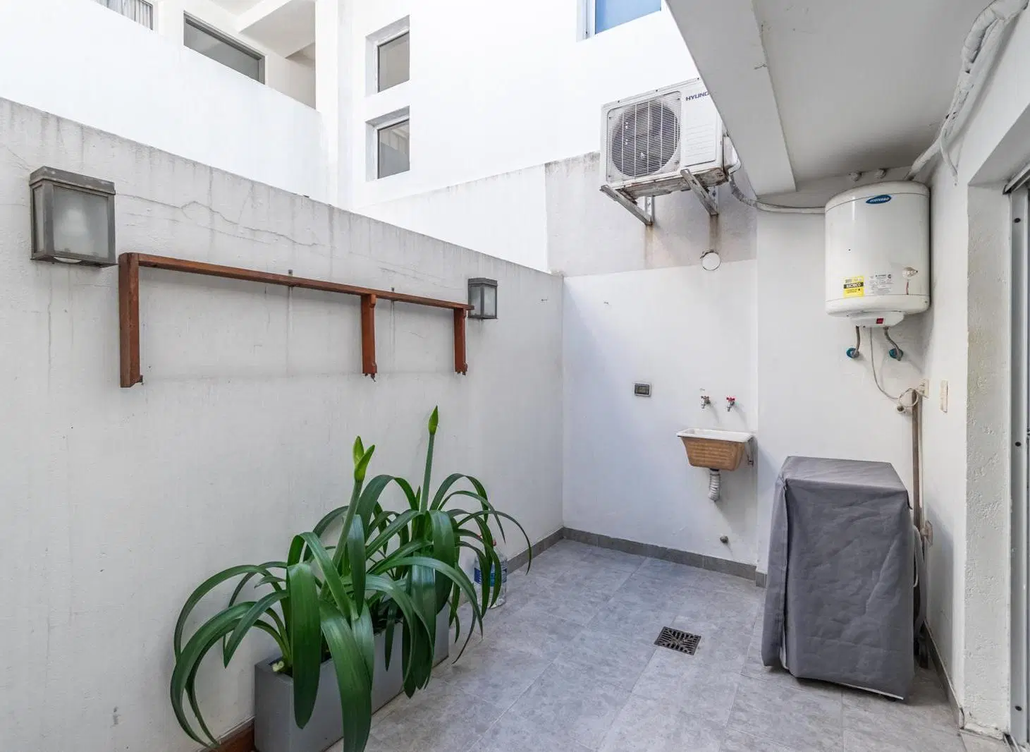 PH · Venta · 2 ambientes · Villa Pueyrredon · 2 patios · Planta baja 5