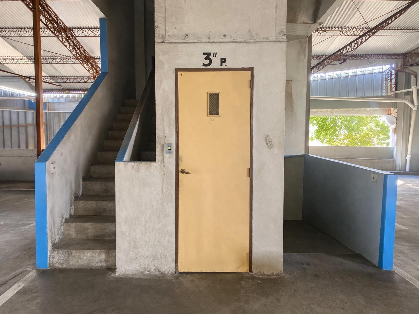 Foto de VENTA / General Bernardo OHiggins 2100 / Cochera / Zona Lanus Este, imagen 2