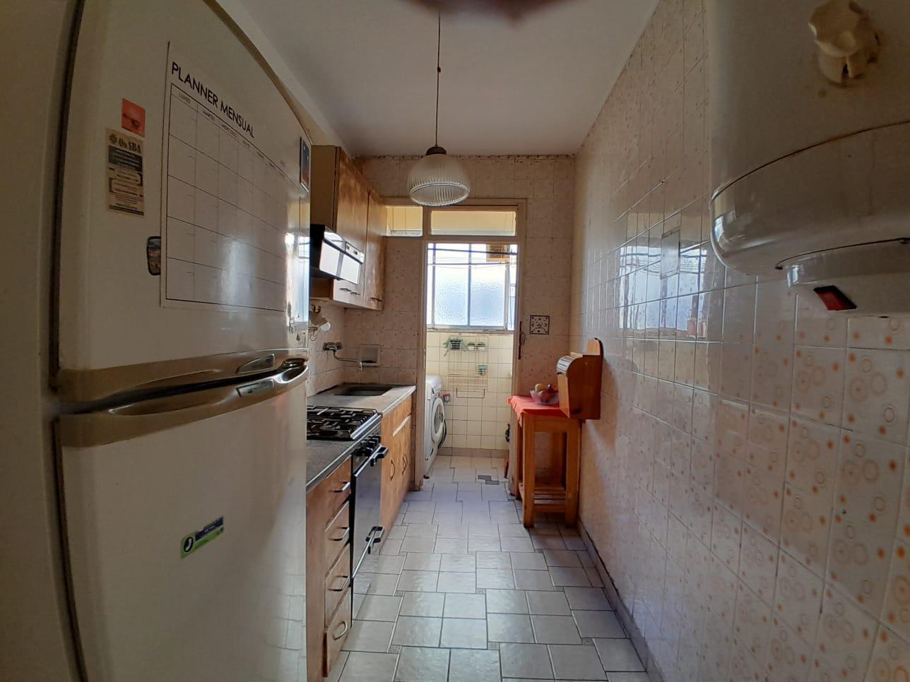 Foto de DEPARTAMENTO EN VENTA 4 AMBIENTES COCINA SEPARADA Y LAVADERO SAN NICOLAS, imagen 1