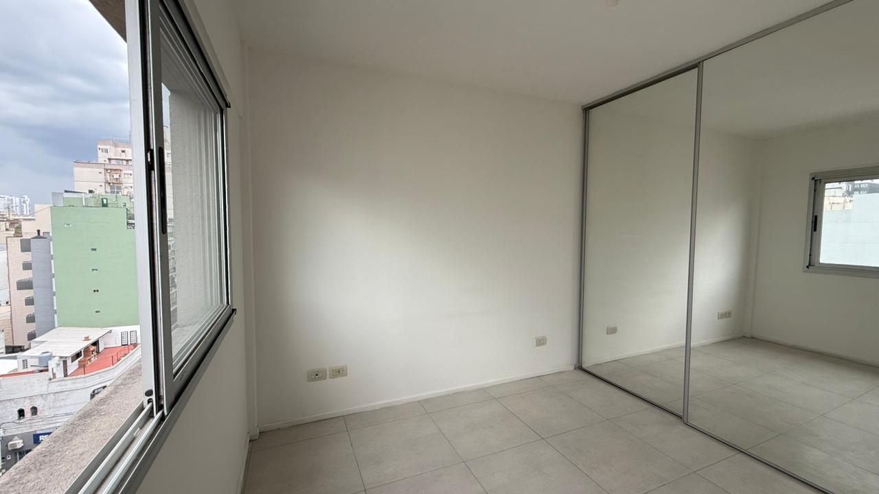 Foto de ALQUILER / Departamento / 2 ambientes / Almagro con cochera, imagen 2