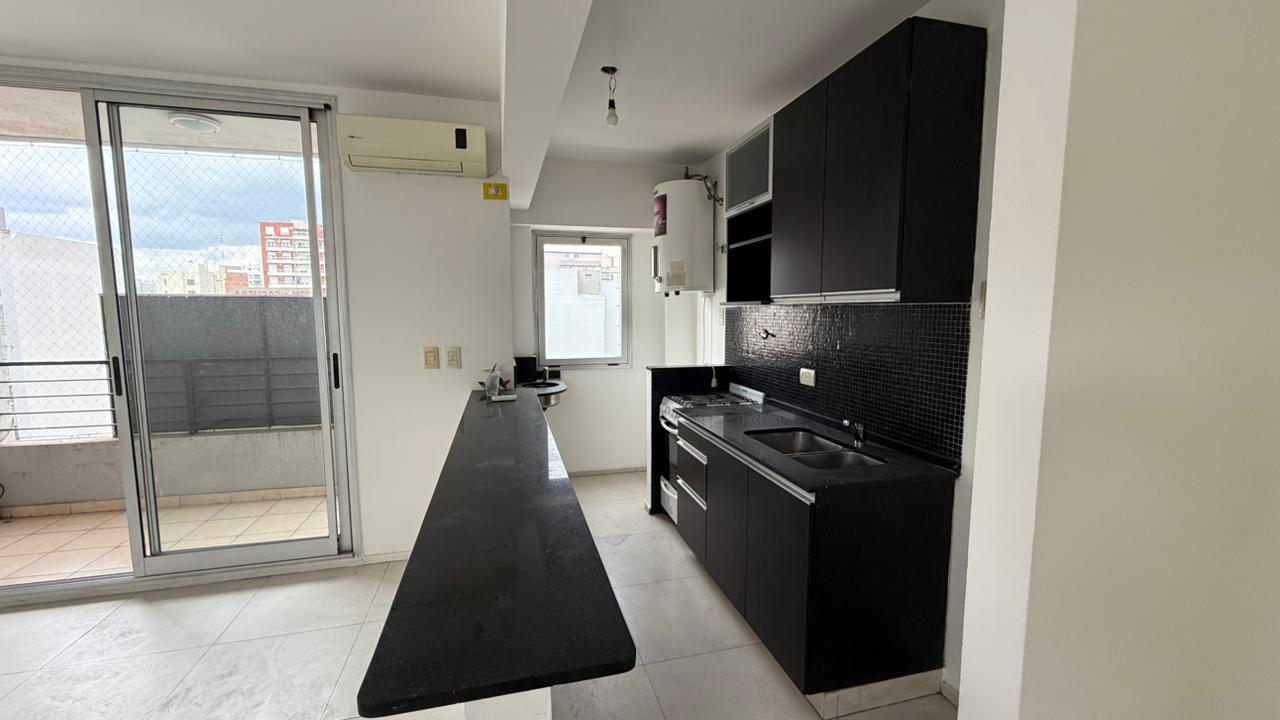 Foto de ALQUILER / Departamento / 2 ambientes / Almagro con cochera, imagen 3