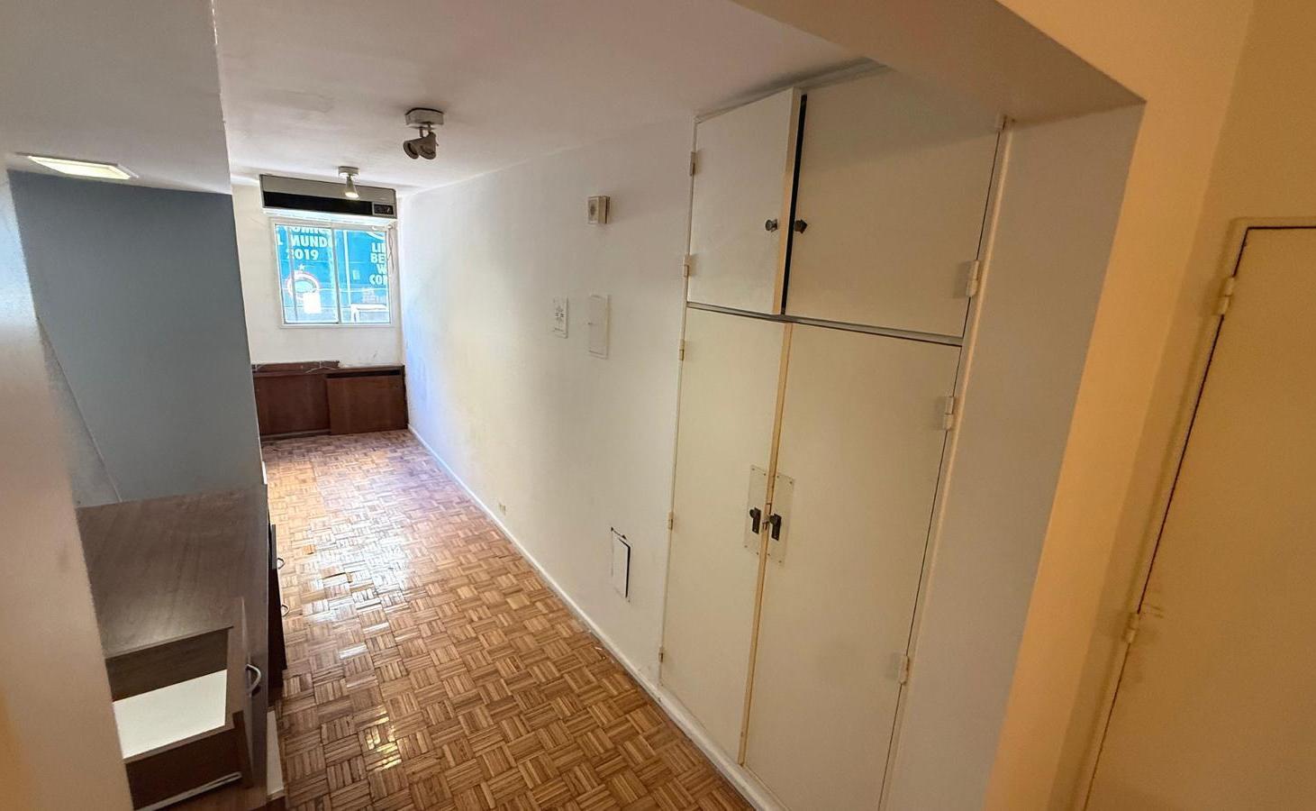 Foto de VENTA / Florida 700 Piso 1 / Oficina / 4 ambientes / San Nicolás, imagen 4