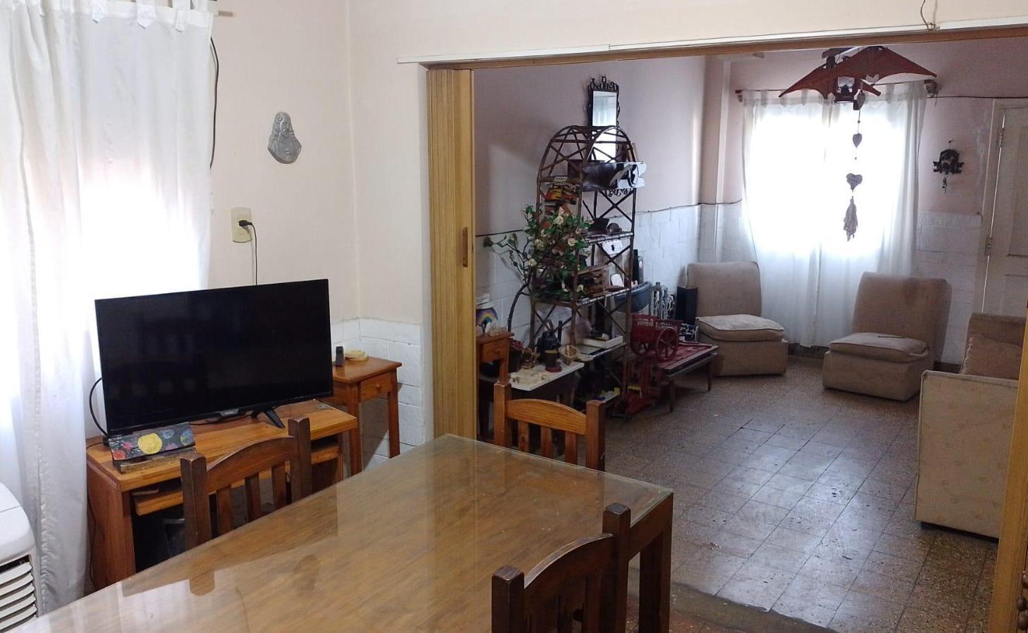 Foto de PH en Venta de 4 Ambientes con Jardín en Villa Ballester, imagen 1