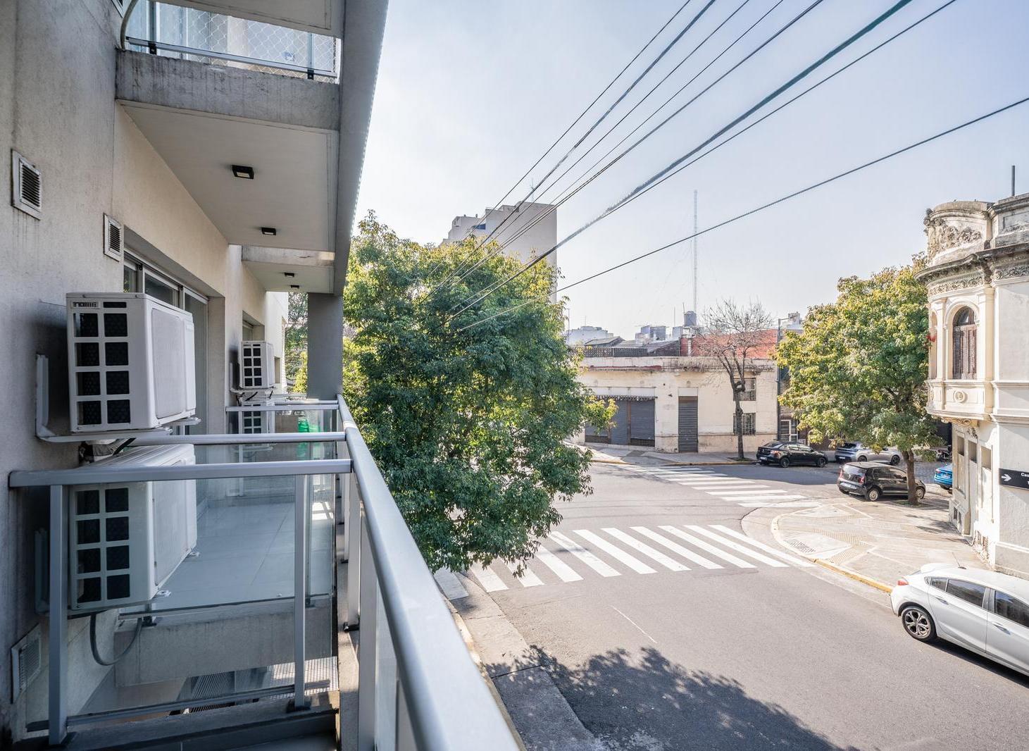 Foto de Venta monoambiente con balcón en Boedo, imagen 5
