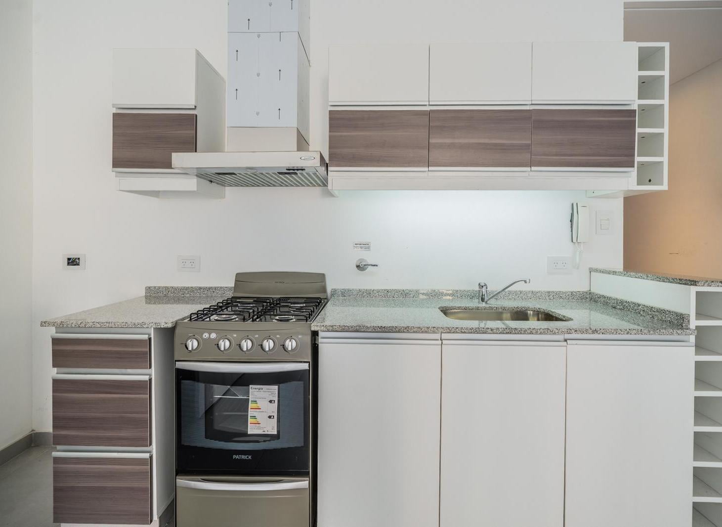 Foto de Venta monoambiente con balcón en Boedo, imagen 3