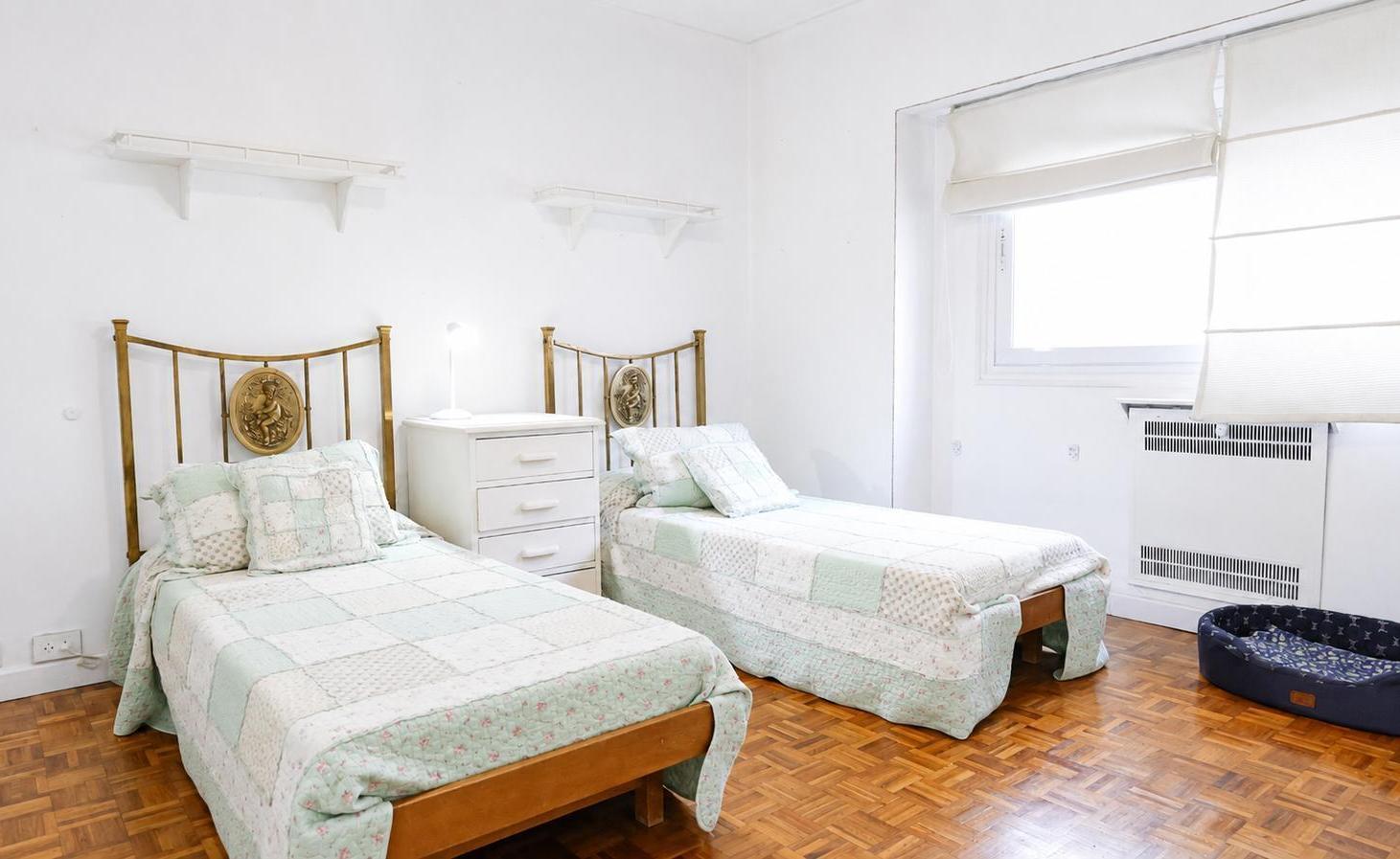 Foto de Venta Departamento 4 ambientes + dependencia y cochera en Retiro, imagen 3