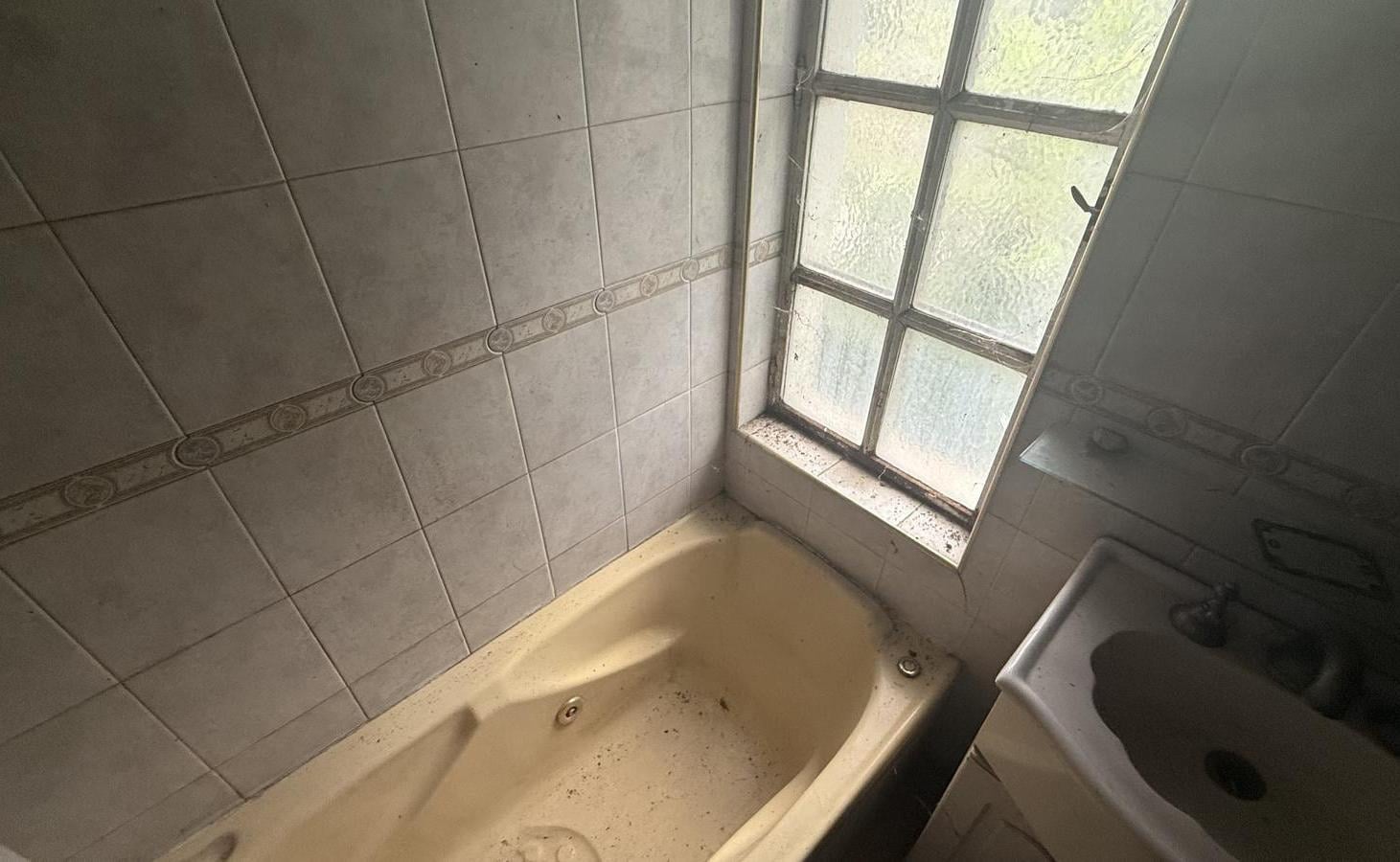 Foto de Quinta en del Viso/ 5 LOTES CON CASA A REFACCIONAR, imagen 2