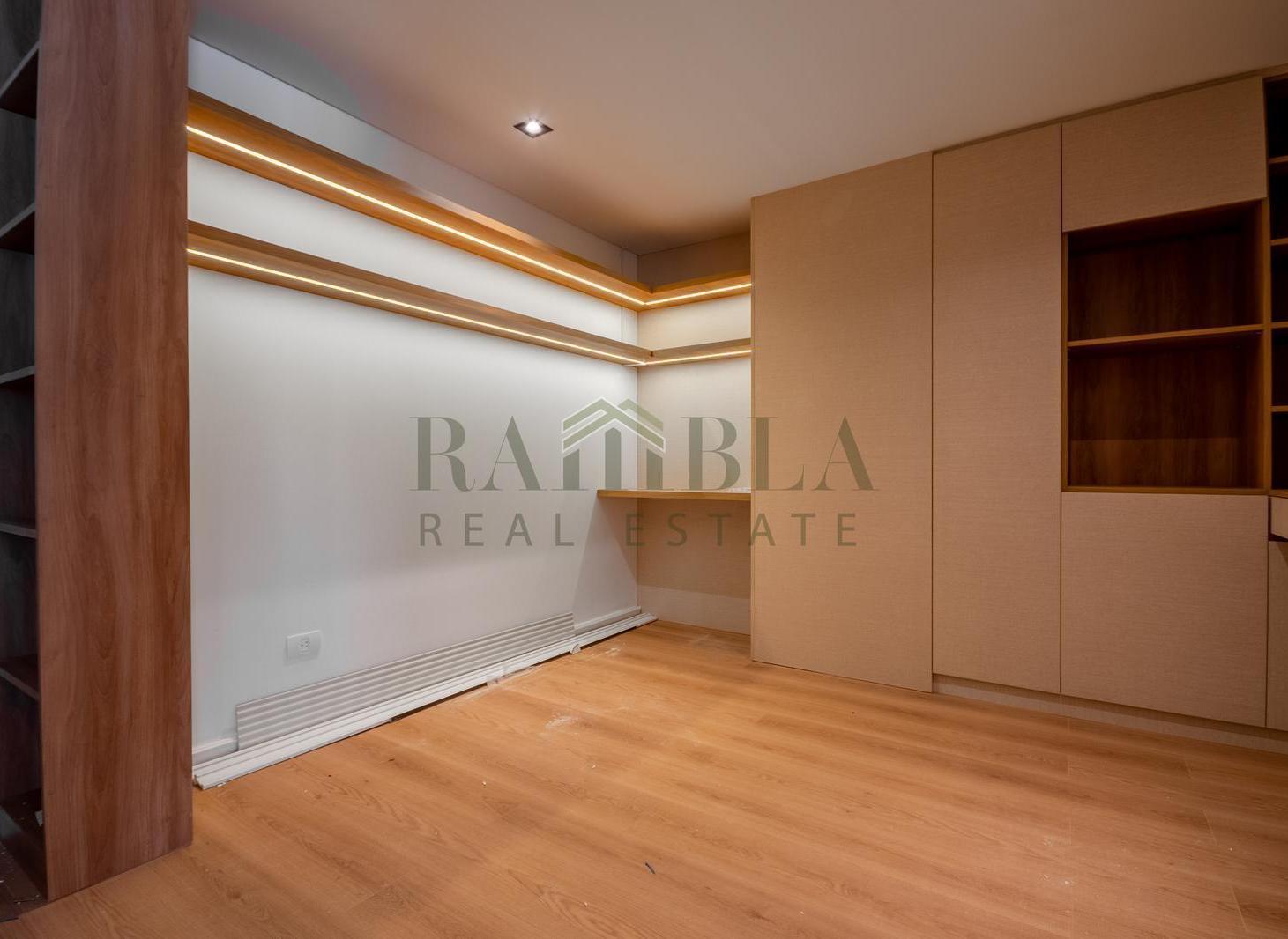 Foto de Departamento 2 Amb + Den en Venta Lumiere Blvd Madero 71mts2 Amenities, imagen 2