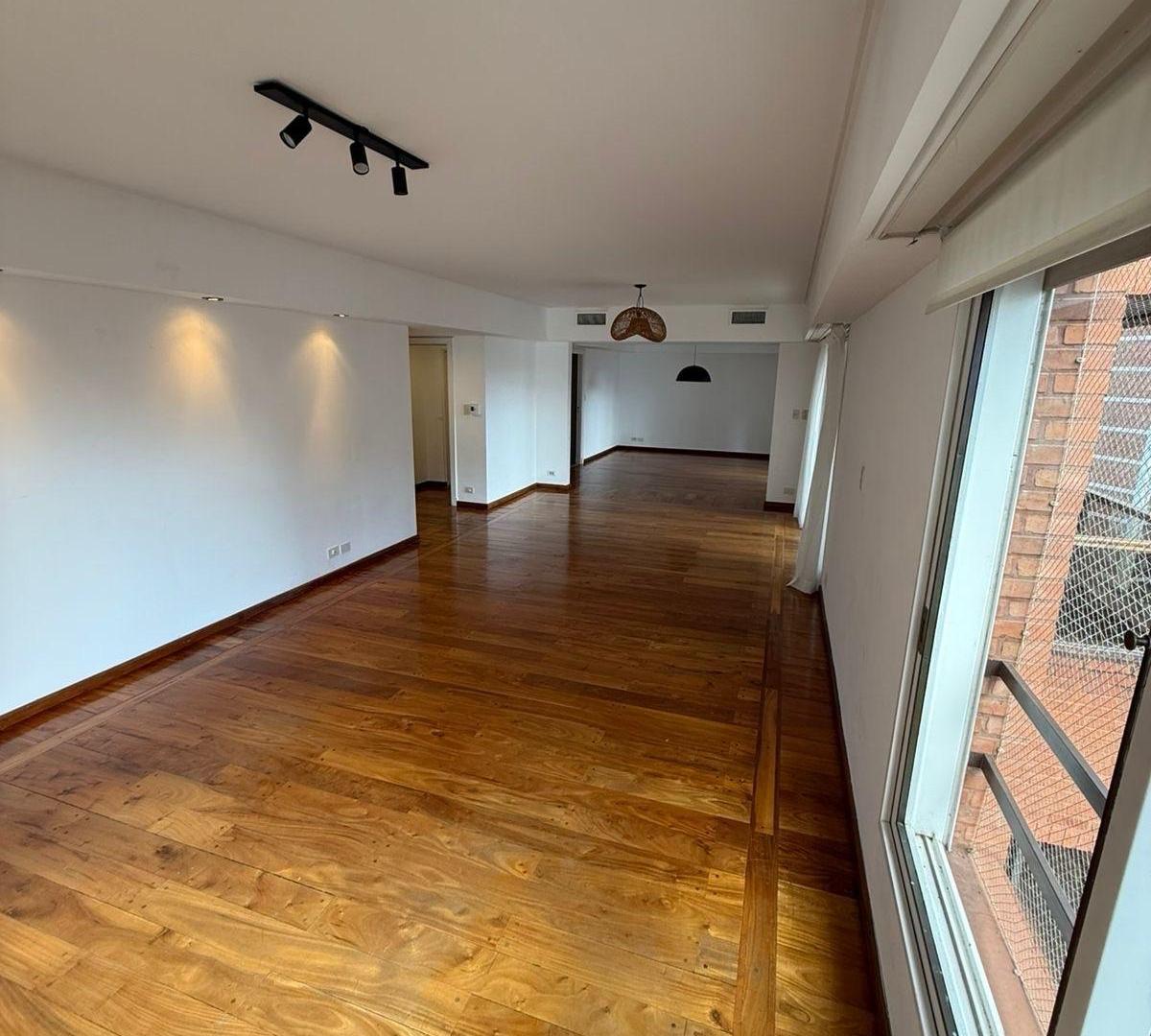 Foto de 4 Alquiler ambientes dep de lujo con Cochera y Balcon en Palermo Chico, imagen 3