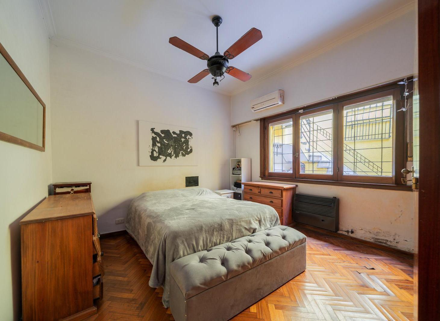 Foto de Venta casa lote propio 5 ambientes con terraza y garage Apta Credito en, imagen 3
