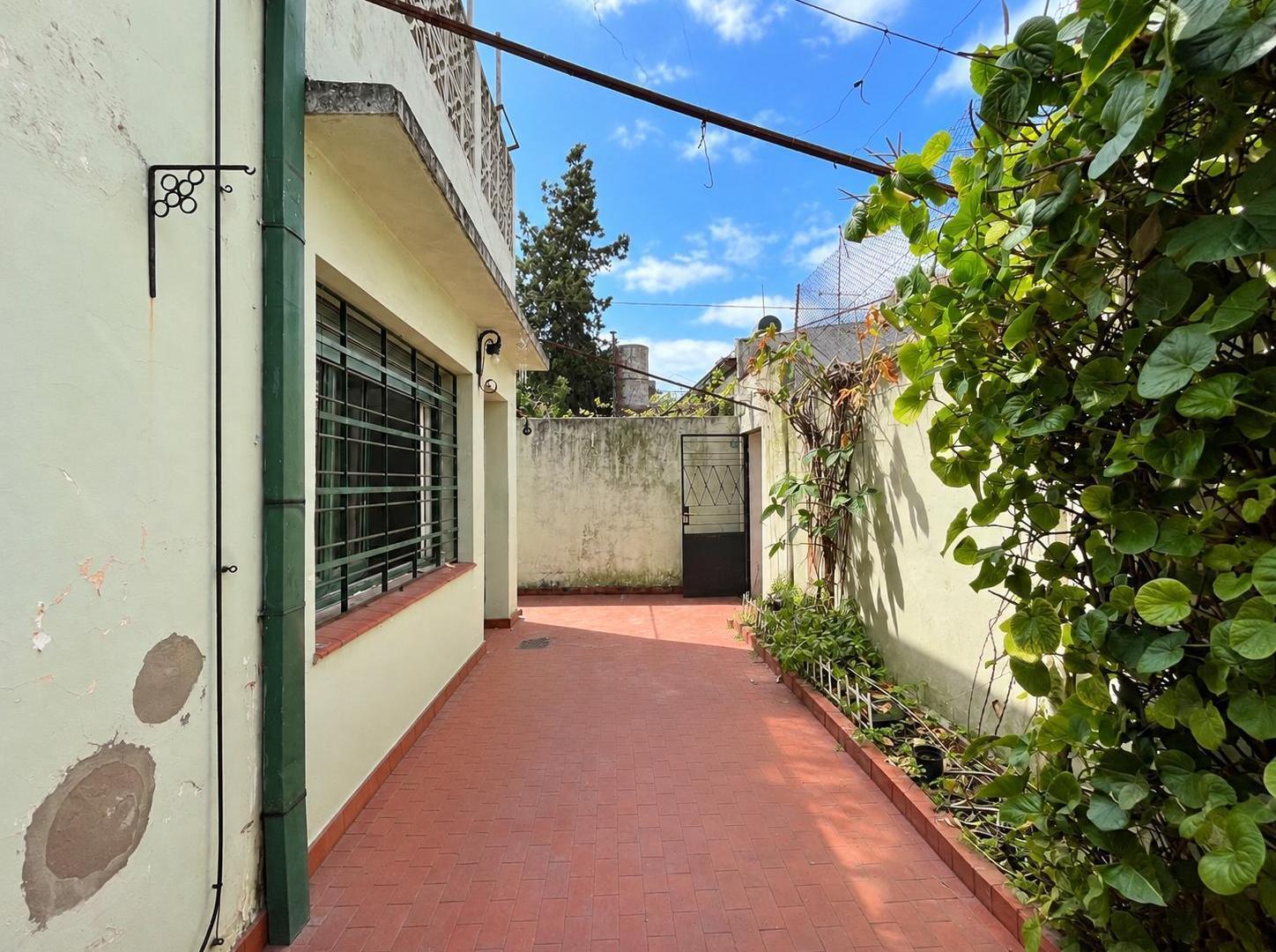 Foto de PH Casa interna en Temperley Oeste 4 ambientes con patio y terraza, imagen 4