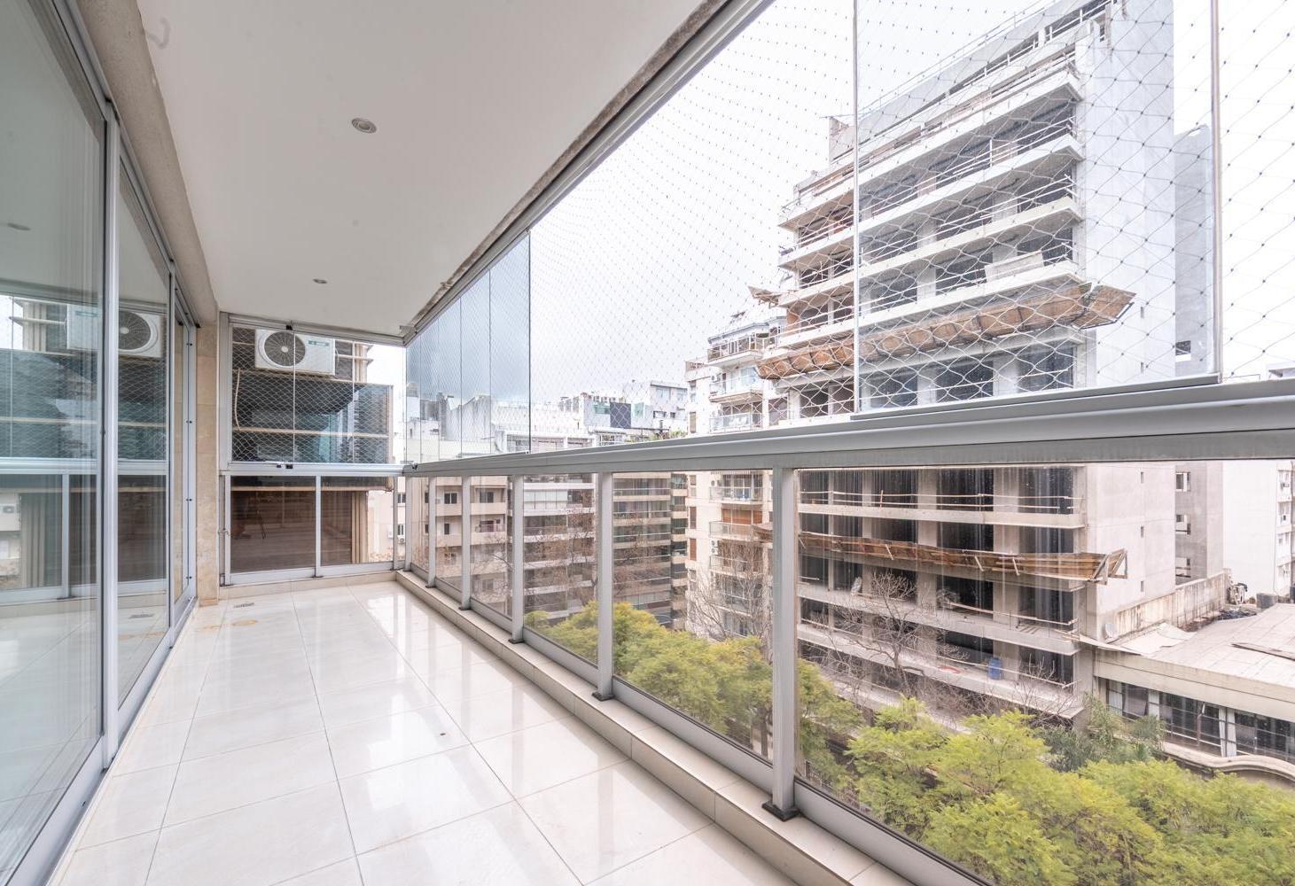 Foto de Piso alto en Boulevard Cerviño 4 Dormitorios 3 baños! Cochera fija y, imagen 5