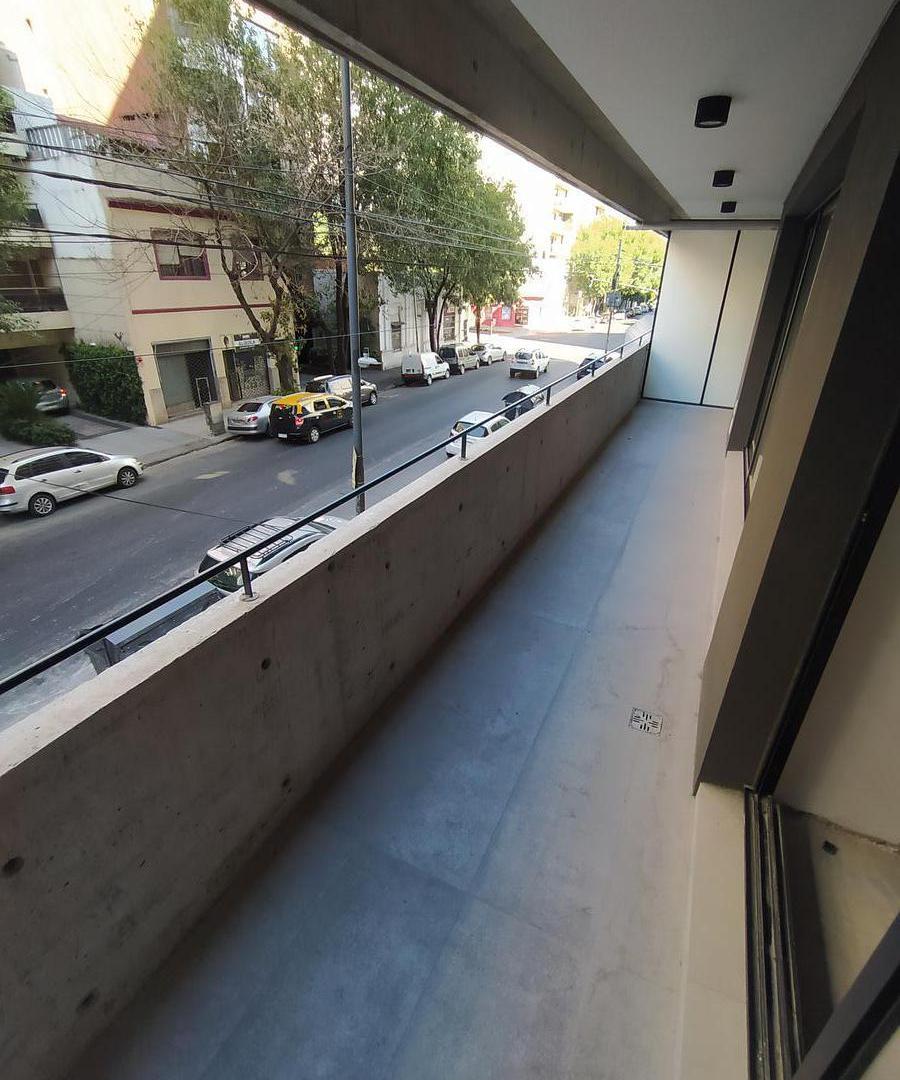 Foto de depto caballito seminuevo 4 ambientes con patio propio cochera, imagen 4