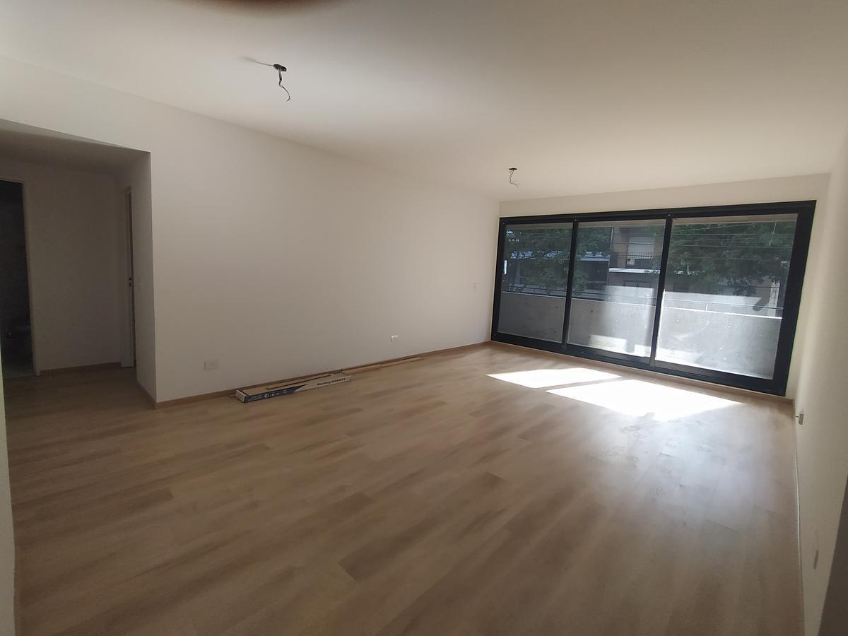 Foto de depto caballito seminuevo 4 ambientes con patio propio cochera, imagen 1