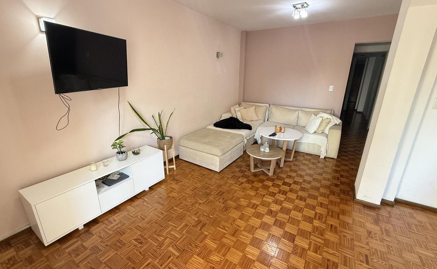 Foto de Venta de departamento 4 ambientes Recoleta Balcon baulera Luz, imagen 3