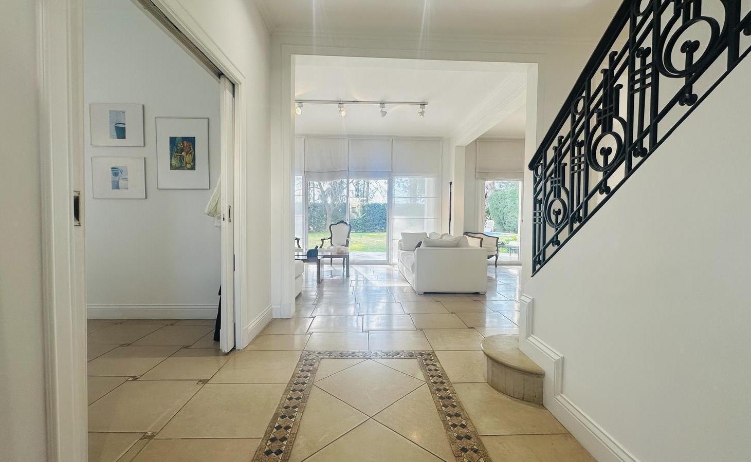 Foto de Casa 5 Ambientes con piscina - Barrio la Pradera, imagen 2