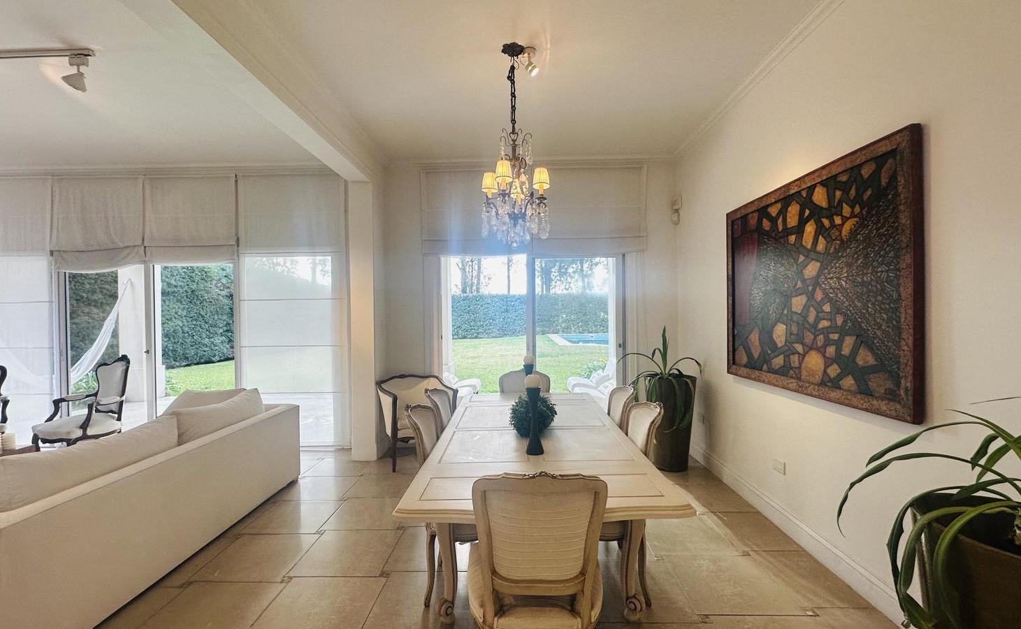 Foto de Casa 5 Ambientes con piscina - Barrio la Pradera, imagen 5
