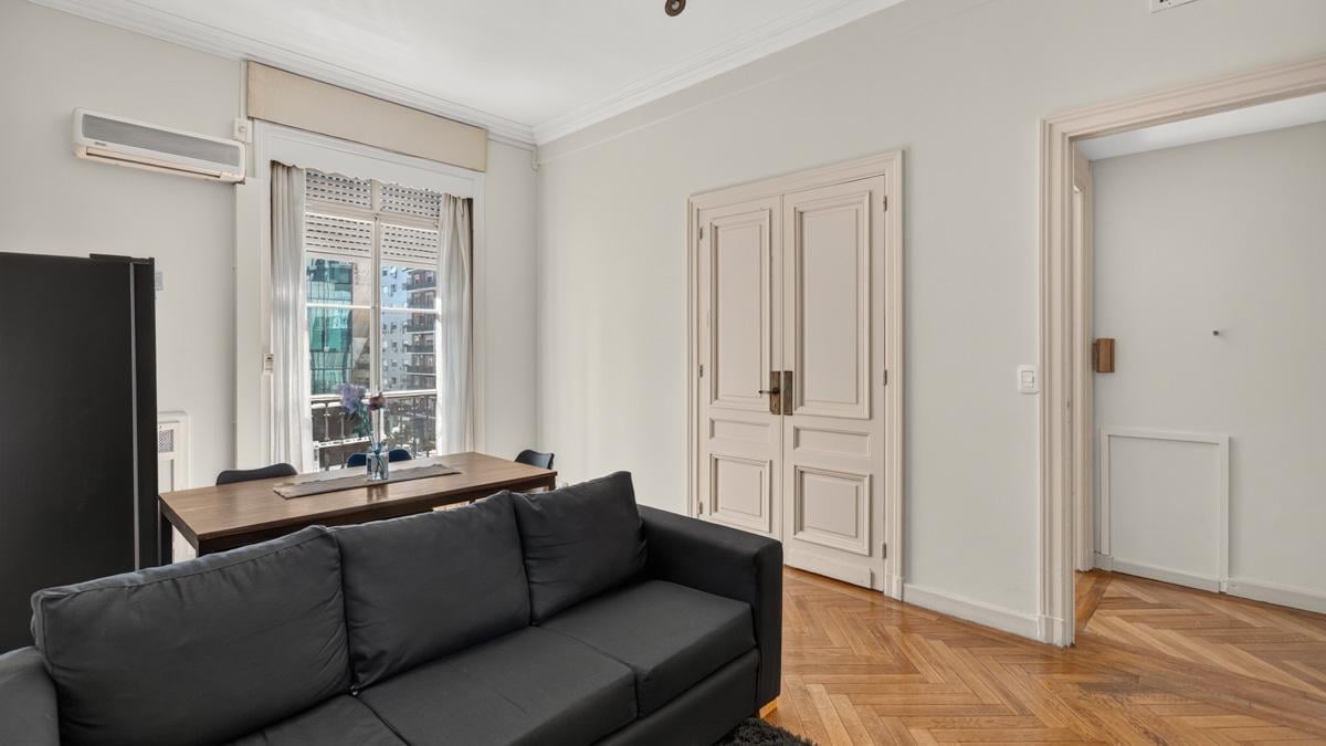 Foto de Venta Departamento 3 / 4 ambientes Retiro Piso de Estilo planta, imagen 2