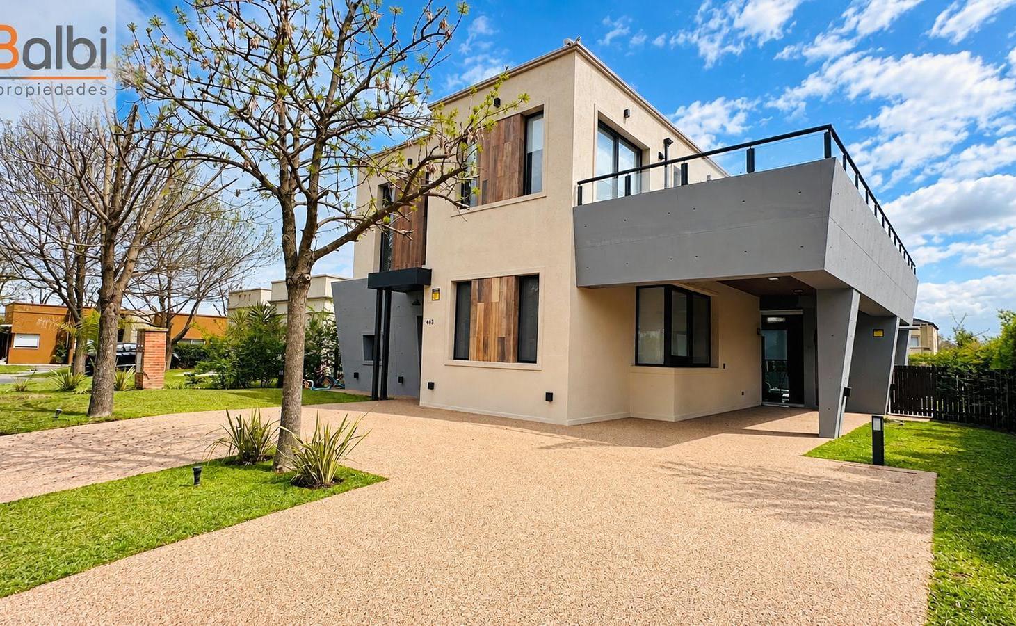 Foto de Casa 5 Ambientes con Diseño Arquitectónico - Barrio Santa Guadalupe, imagen 3