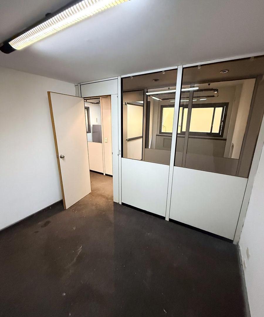 Foto de Oficina en Microcentro: 106 m², 4 salas privadas, imagen 4