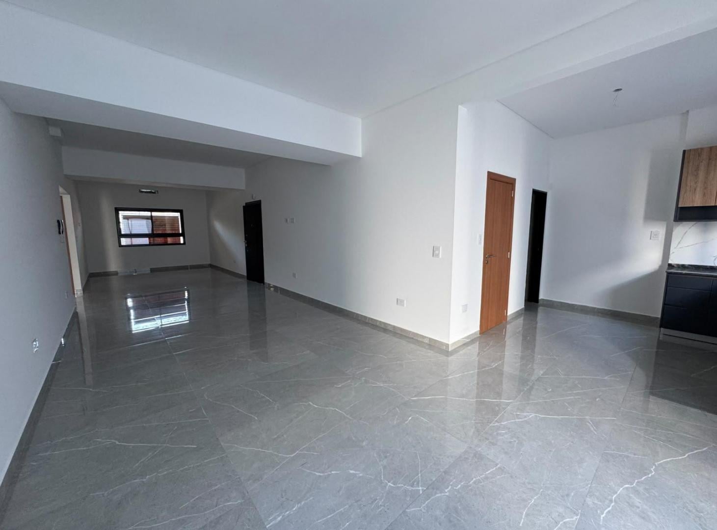 Foto de Departamento SAN JUSTO - 3 AMBIENTES - A ESTRENAR - COCHERA, imagen 2