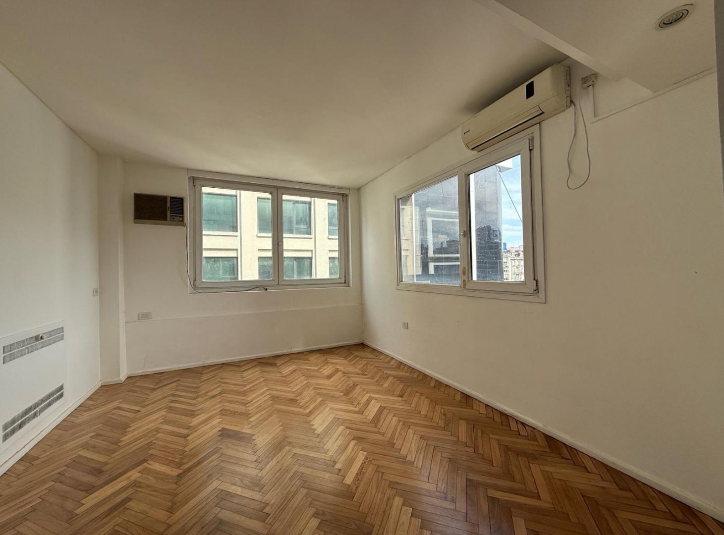 Foto de Departamento en venta dos ambientes en Retiro con vista a 9 de Julio, imagen 3
