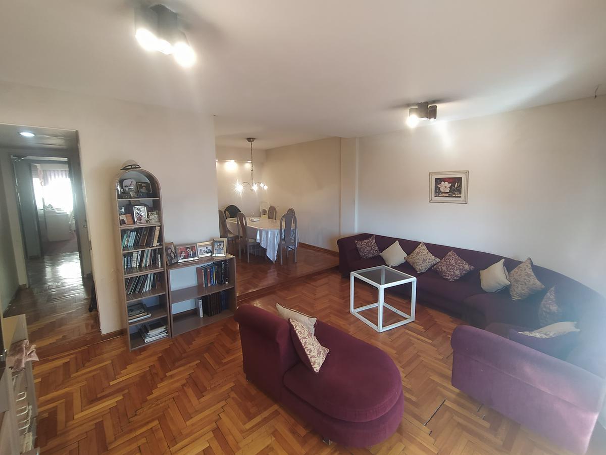 Foto de Depto 4 ambientes con dependencia 4 baños COCHERA, imagen 1