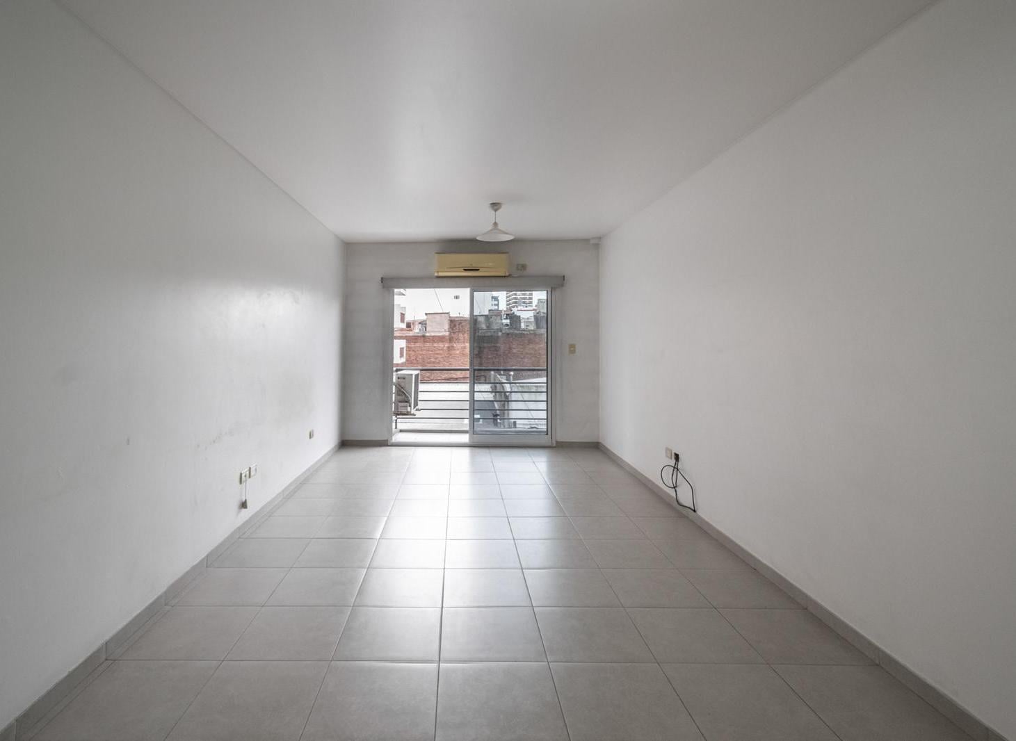 Foto de Departamento • Venta • Monoambiente • Balcón • Baulera • Cochera, imagen 1