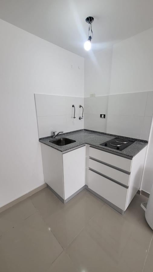 Foto de VENTA MONOAMBIENTE EN SAN CRISTOBAL IMPECABLE, imagen 4