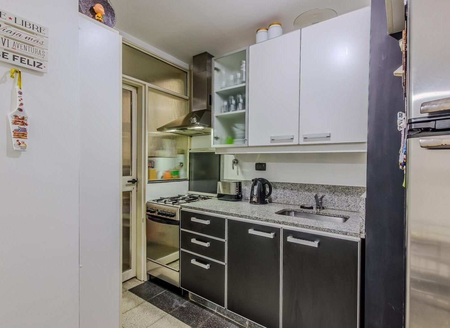Foto de Venta departamento tres ambientes con balcón en Almagro, imagen 5