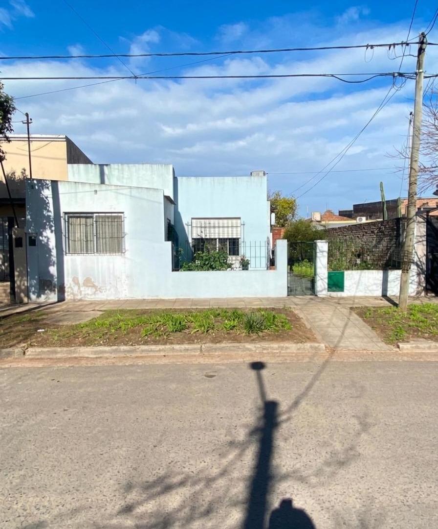 VENTA / CASA / CARMEN DE ARECO