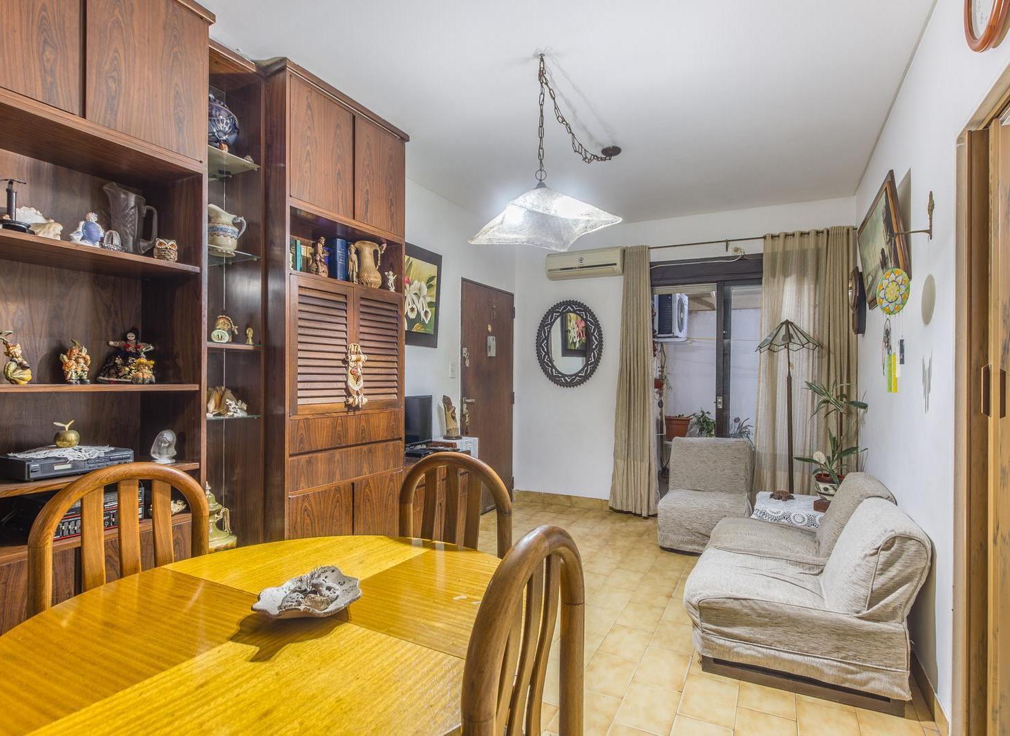 Foto de Venta departamento tres ambientes con patio en Coghlan, imagen 4