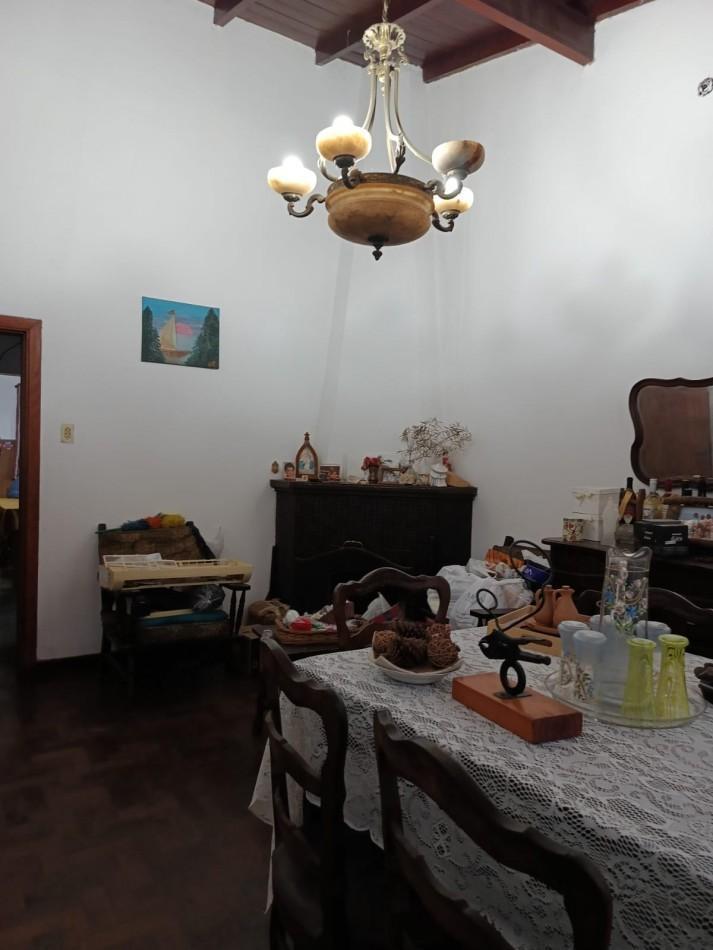 Foto de casa 3 ambientes y pileta LOTE 750M2, imagen 1