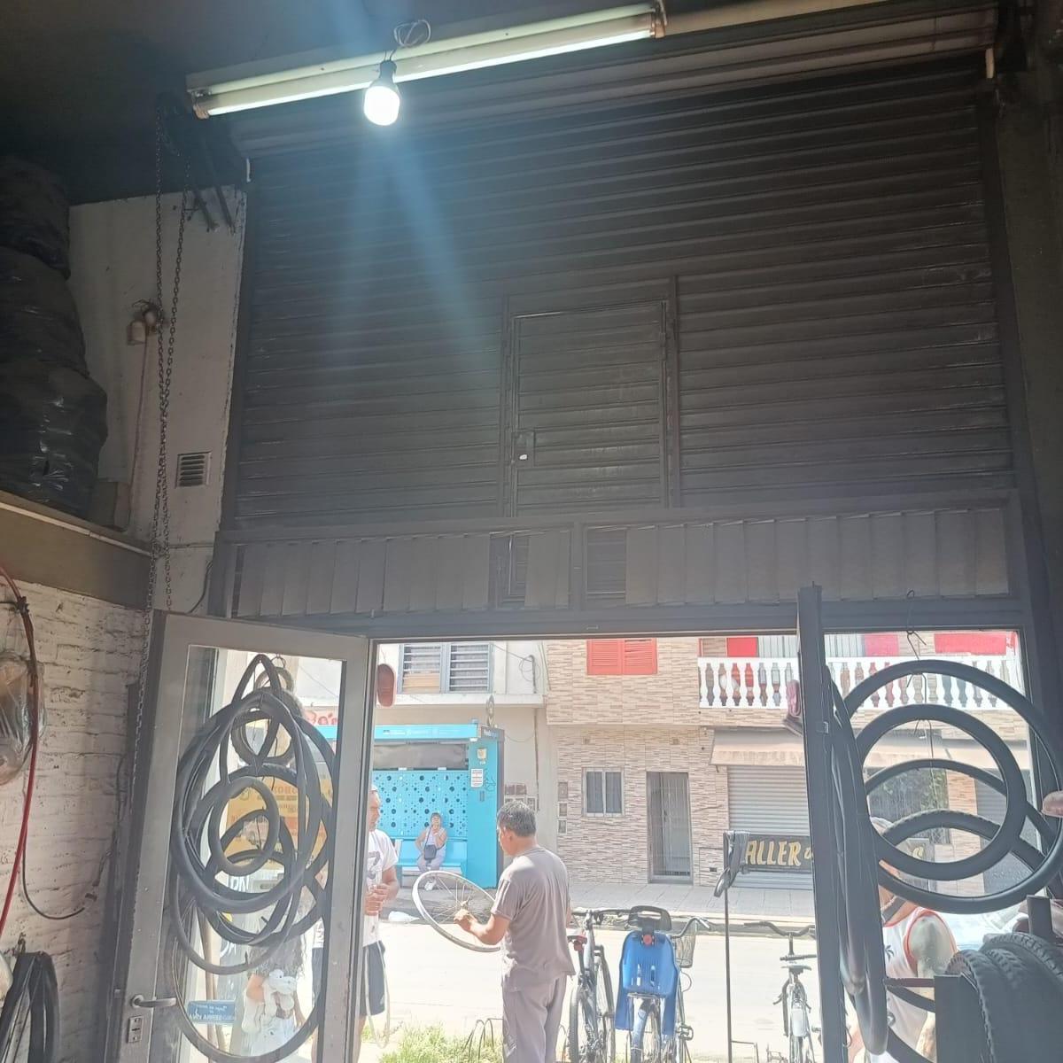 Venta Locales - González Catán - Zona comercial