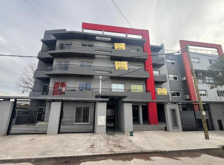 Alquiler Departamento con balcon - Ciudad Evita - 2 dormitorios 2