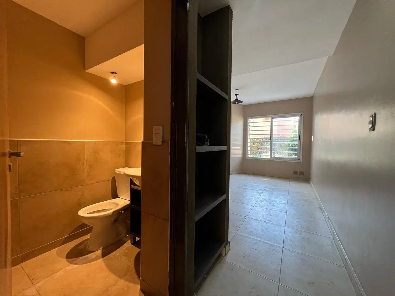 Casa Duplex en Alquiler en Ciudad Evita - 2 dormitorios - Cochera 2