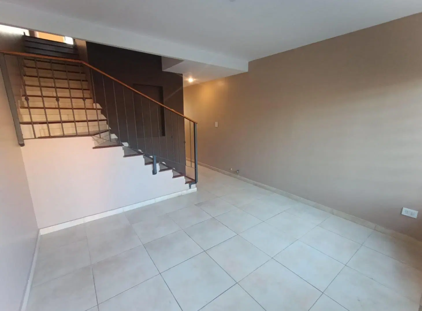 Casa en Ciudad Evita 4