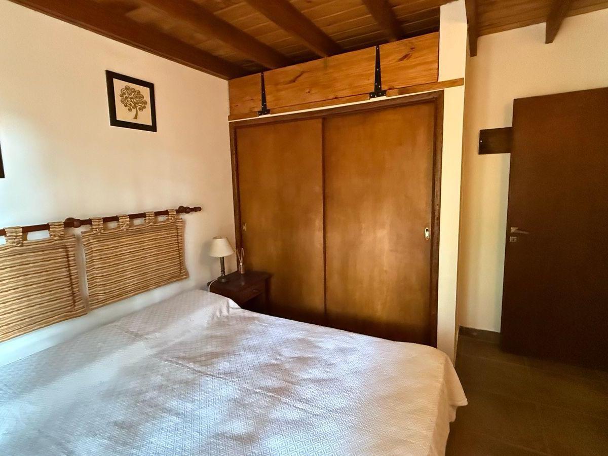 2 Hermosas Casas en El Bosque Costa del Este 4