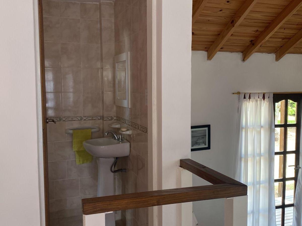 Hermosa Casa en Costa del Este Mas Lote Lindero (Opcional) 3