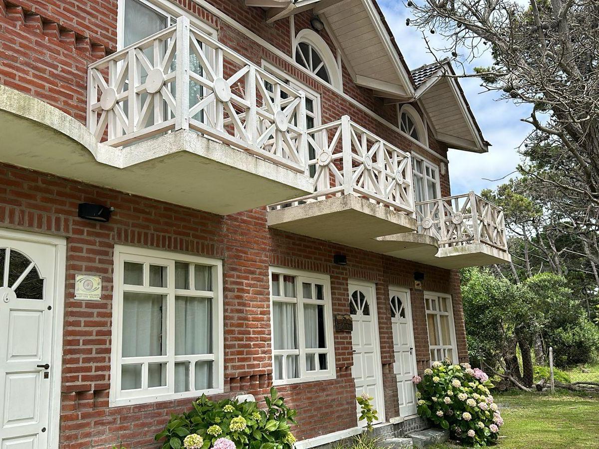 Duplex en Costanera Costa del Este 4