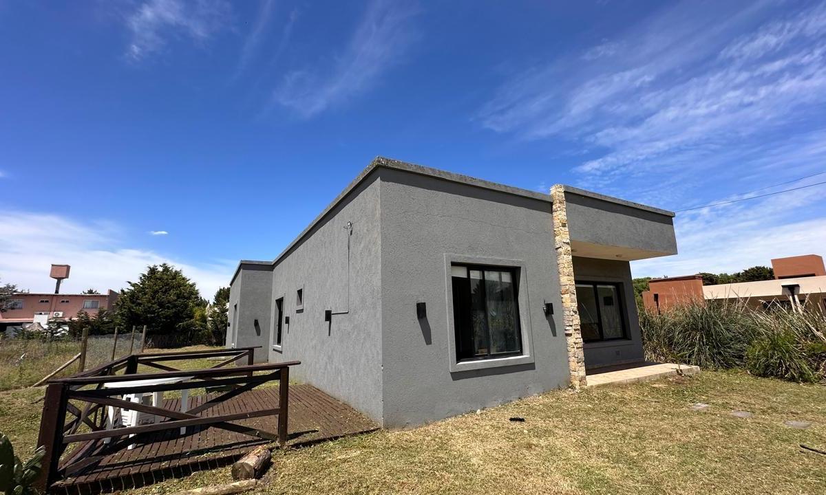 2 Casa en venta Costa Del Este